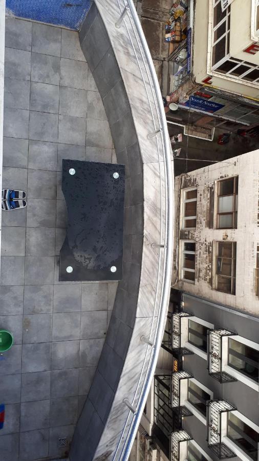 Galata Waterfall Istanbul Luaran gambar